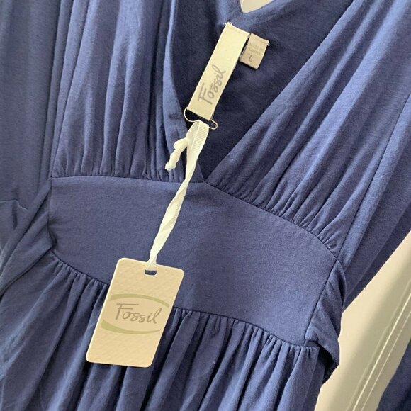 Fossil Size Large Deep V-Neck Belted Jersey Dress - Picture 3 of 4